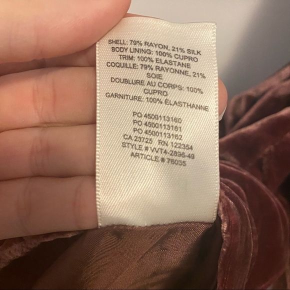 ARITZIA Wilfred Novella Long-sleeve Velvet Velour Blouse Truffle Brown ~ sz 4 47 - Picture 8 of 9